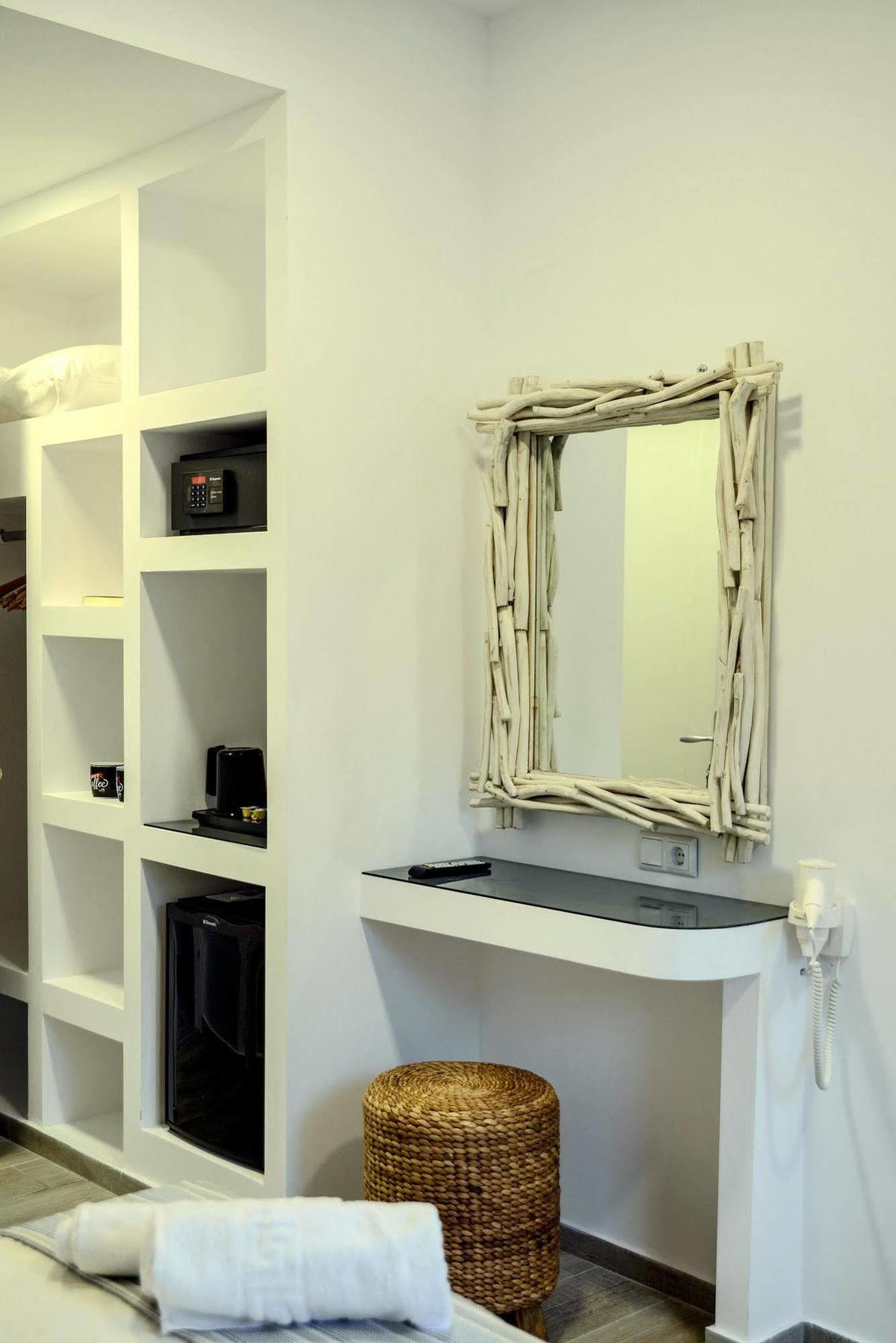 Dimele Rooms & Studios Mykonos Town Bagian luar foto