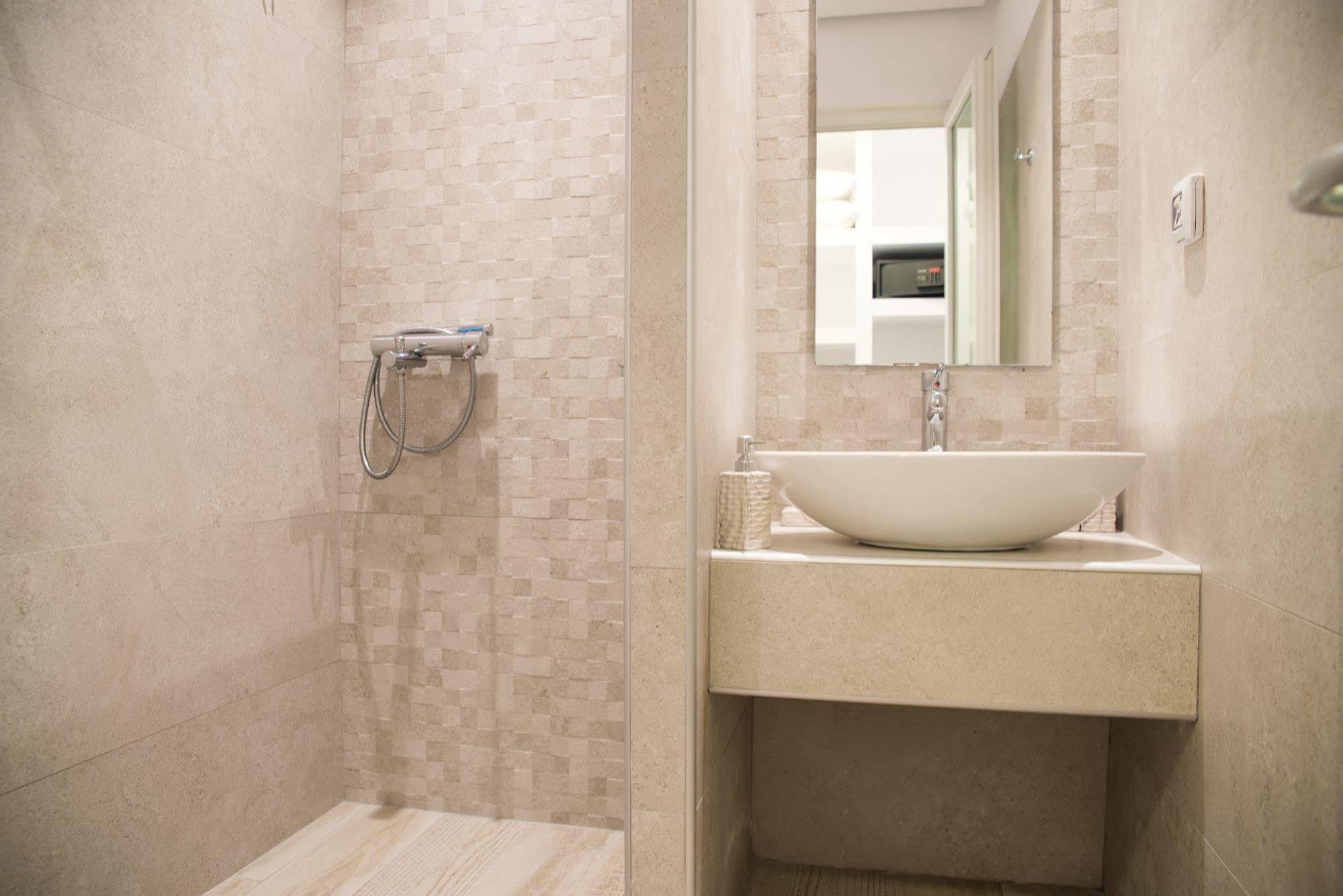 Dimele Rooms & Studios Mykonos Town Bagian luar foto