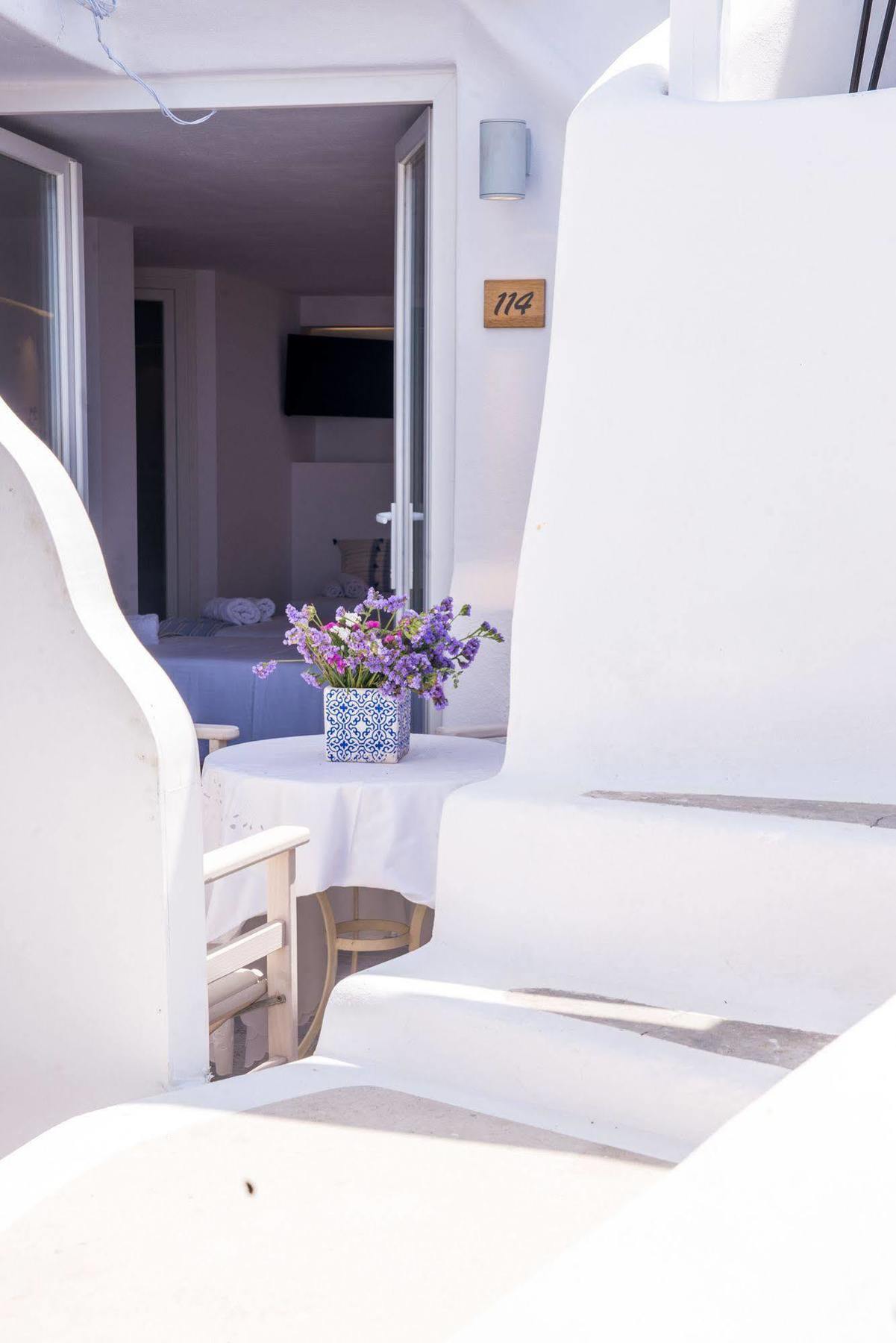 Dimele Rooms & Studios Mykonos Town Bagian luar foto